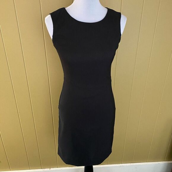 Worthington women 4 little black bodycon scoopneck sleeveless dress - Picture 1 of 7